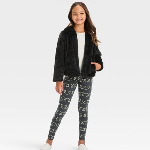 Girls Solid Black Faux Fur Zipper Closure Jacket - Picture 2 of 2